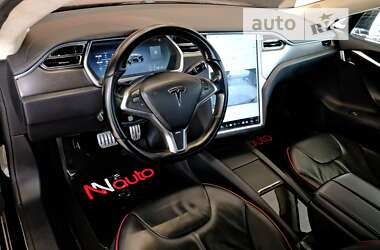 Ліфтбек Tesla Model S 2014 в Одесі