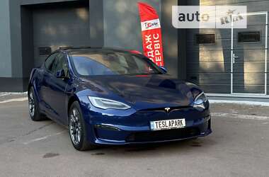 Tesla Model S 2021