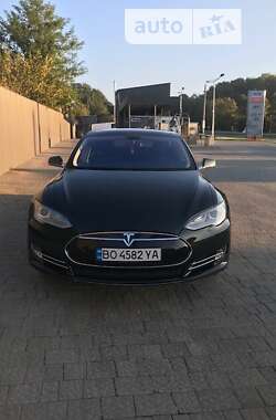 Лифтбек Tesla Model S 2014 в Тернополе