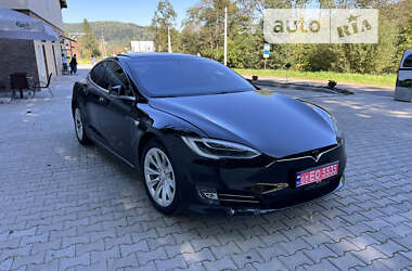 Tesla Model S 2016