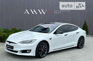 Лифтбек Tesla Model S 2020 в Львове