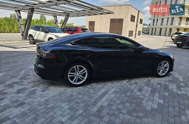 Лифтбек Tesla Model S 2021 в Киеве