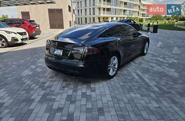 Лифтбек Tesla Model S 2021 в Киеве