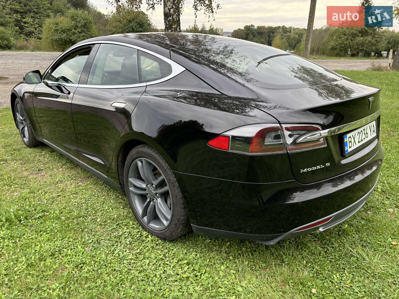 Лифтбек Tesla Model S 2013 в Красилове фото 14 Лифтбек Tesla Model S 2013 в Красилове