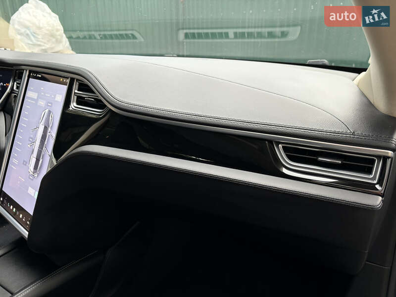 Лифтбек Tesla Model S 2013 в Красилове фото 32 Лифтбек Tesla Model S 2013 в Красилове