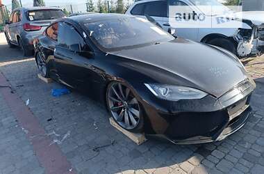 Ліфтбек Tesla Model S 2013 в Львові