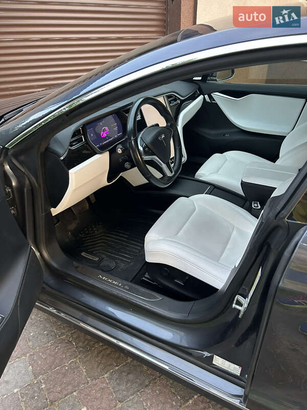 Ліфтбек Tesla Model S 2017 в Рогатині фото 8 Ліфтбек Tesla Model S 2017 в Рогатині
