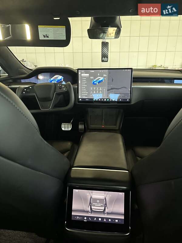 Лифтбек Tesla Model S 2021 в Хоросткове