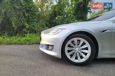 Ліфтбек Tesla Model S 2018 в 