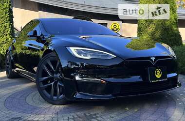 Tesla Model S 2021