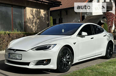 Tesla Model S 2017