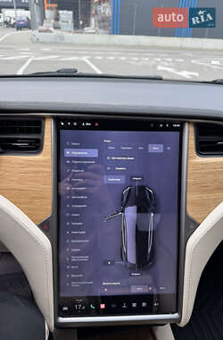 Лифтбек Tesla Model S 2019 в 
