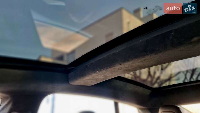 Лифтбек Tesla Model S 2015 в Харькове фото 4 Лифтбек Tesla Model S 2015 в Харькове