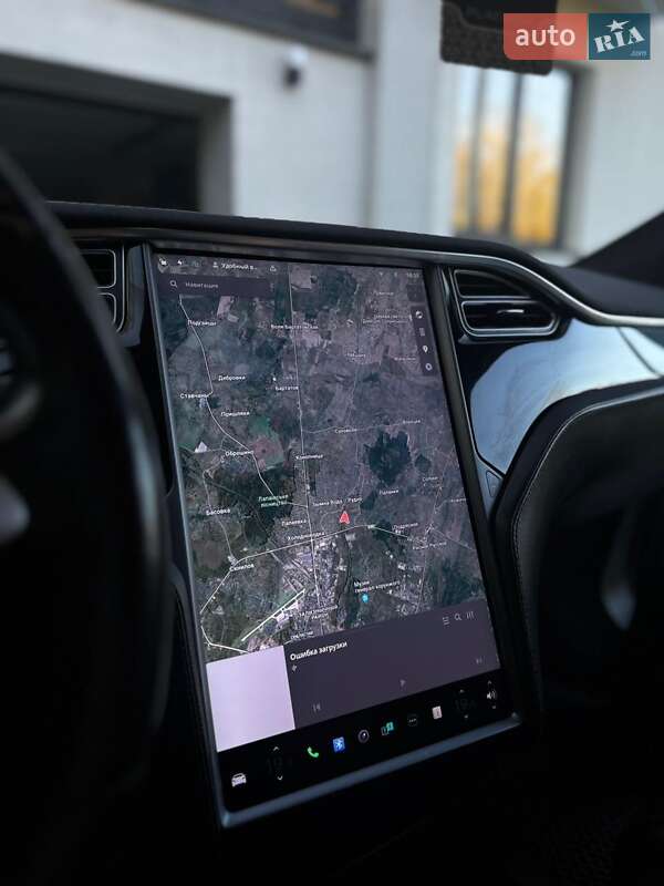 Ліфтбек Tesla Model S 2015 в Львові