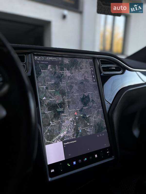 Лифтбек Tesla Model S 2015 в Львове