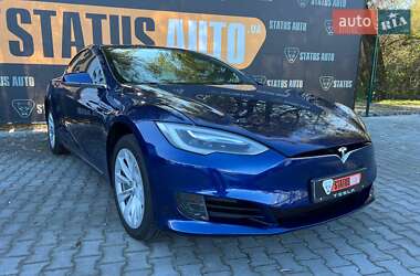 Ліфтбек Tesla Model S 2017 в Хмельницькому