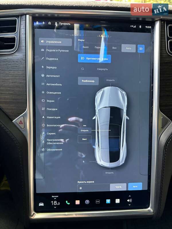 Лифтбек Tesla Model S 2014 в Киеве