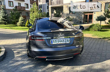 Лифтбек Tesla Model S 2014 в Киеве