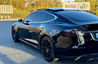 Ліфтбек Tesla Model S 2014 в Зборові