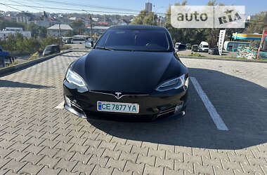 Лифтбек Tesla Model S 2017 в Черновцах