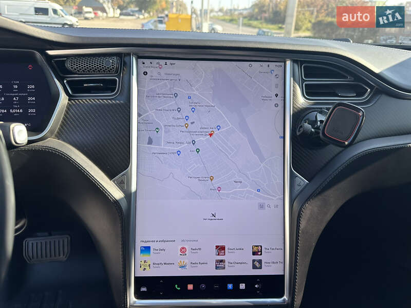 Ліфтбек Tesla Model S 2017 в Чернівцях