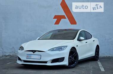 Лифтбек Tesla Model S 2015 в Одессе