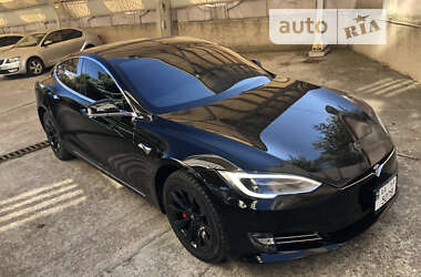 Ліфтбек Tesla Model S 2018 в Одесі