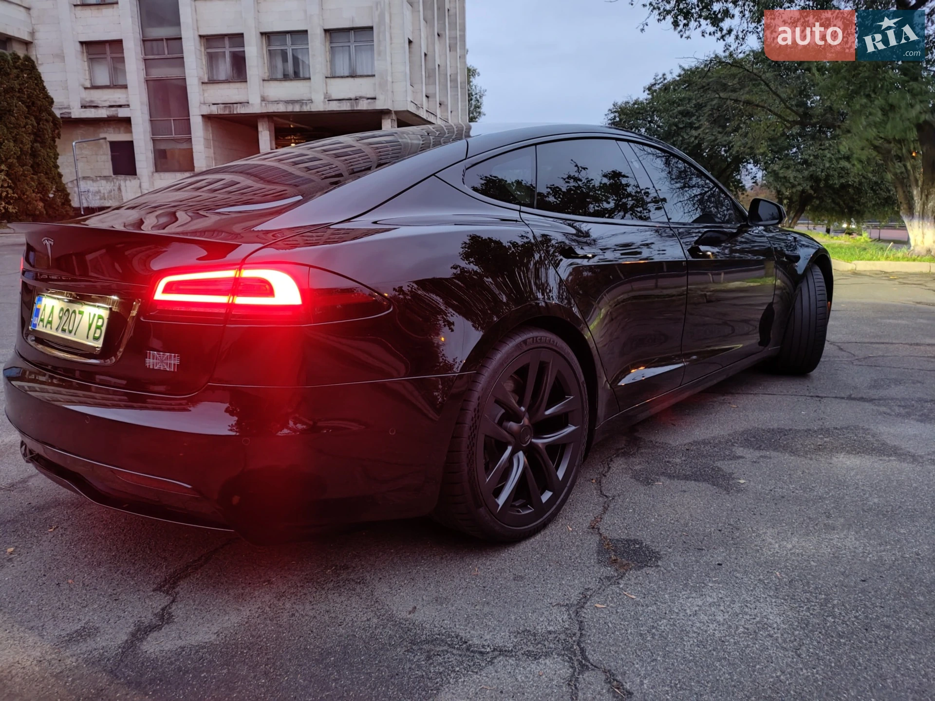 2022 Tesla Model S - мініатюра 14