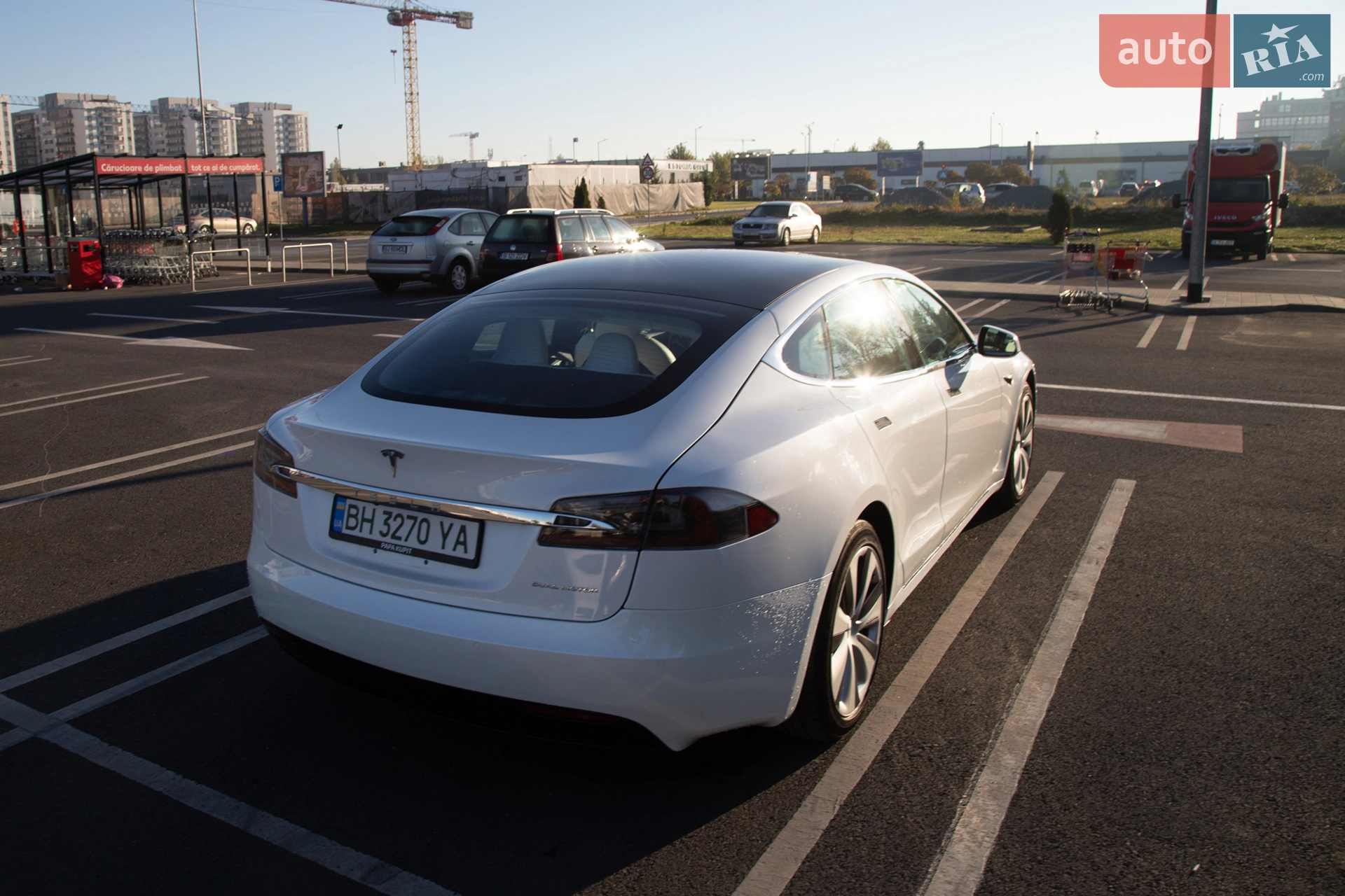 2020 Tesla Model S - мініатюра 9