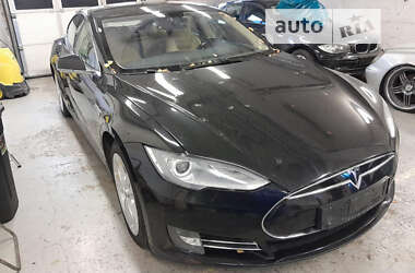 Ліфтбек Tesla Model S 2014 в Рівному