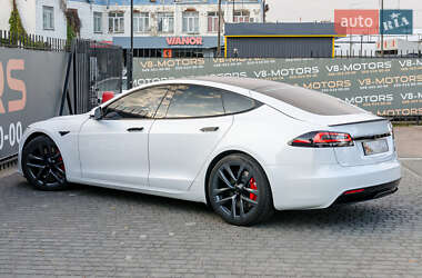 Лифтбек Tesla Model S 2023 в Киеве