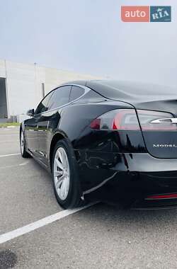 Ліфтбек Tesla Model S 2018 в 