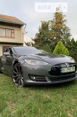 Лифтбек Tesla Model S 2013 в Львове