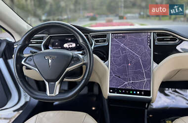 Ліфтбек Tesla Model S 2013 в Києві