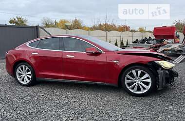 Ліфтбек Tesla Model S 2015 в Луцьку