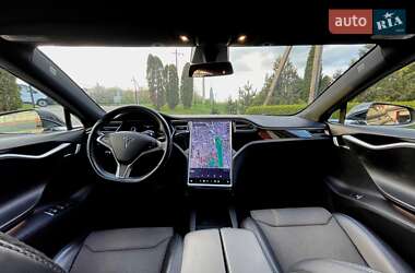 Лифтбек Tesla Model S 2017 в Хмельницком