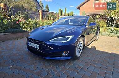 Tesla Model S 2016