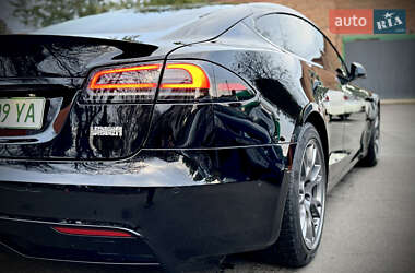 Лифтбек Tesla Model S 2022 в Киеве