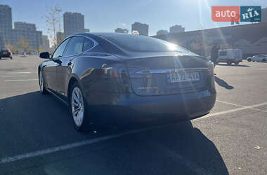 Лифтбек Tesla Model S 2016 в 