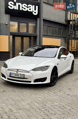 Tesla Model S 2013