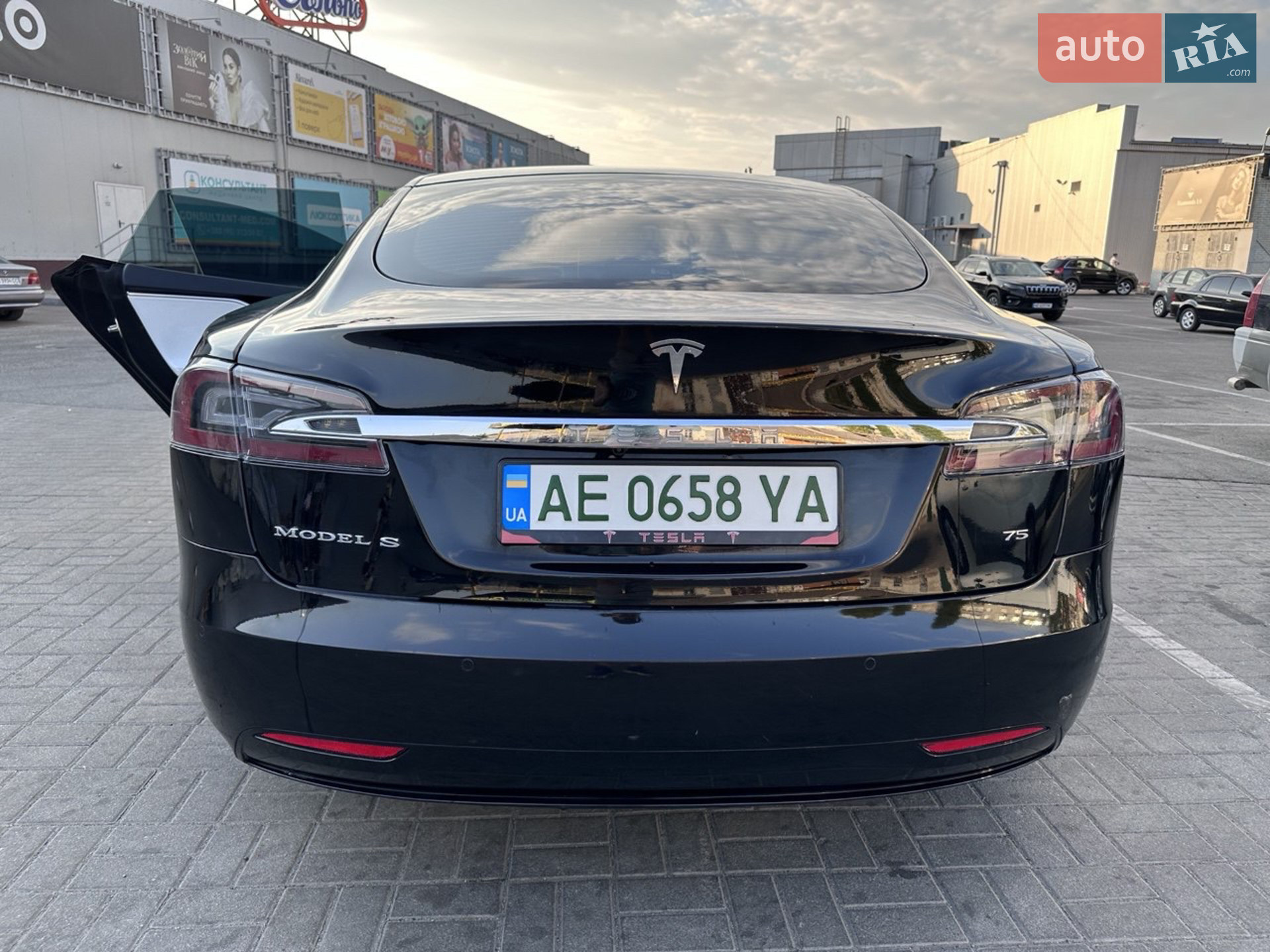 2017 Tesla Model S - мініатюра 19