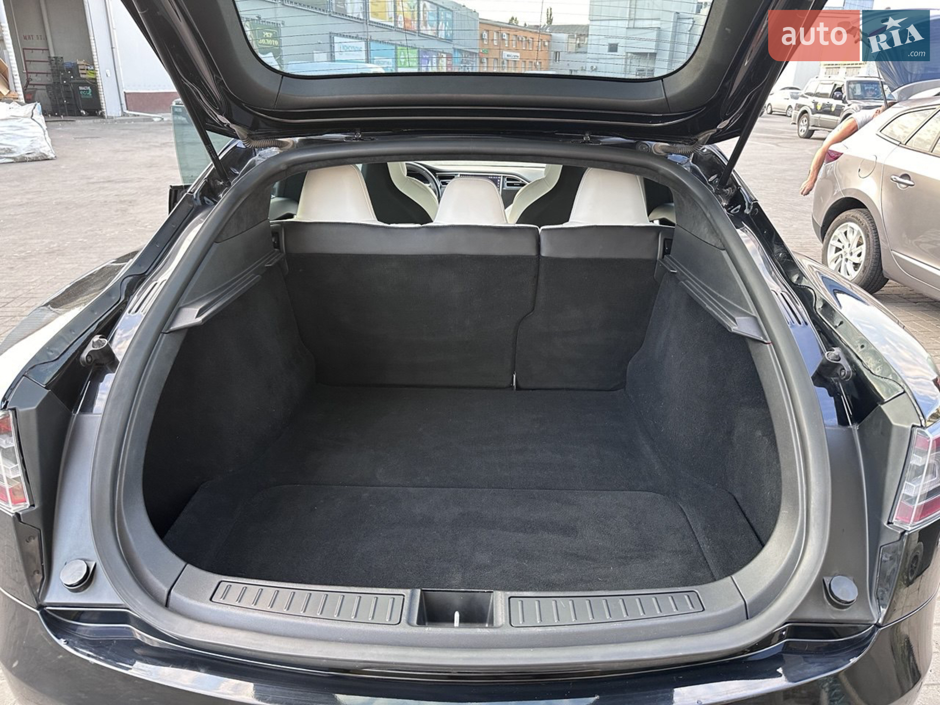 2017 Tesla Model S - мініатюра 36