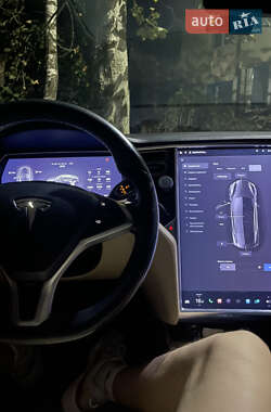 Лифтбек Tesla Model S 2013 в Киеве