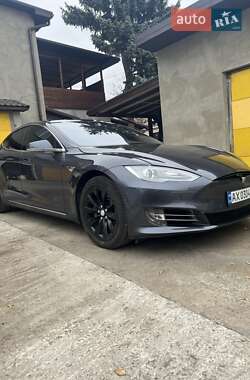 Лифтбек Tesla Model S 2016 в Харькове