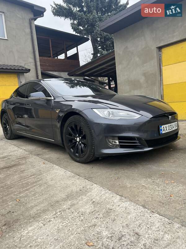 Ліфтбек Tesla Model S 2016 в Харкові фото 2 Ліфтбек Tesla Model S 2016 в Харкові