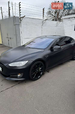 Лифтбек Tesla Model S 2013 в Киеве