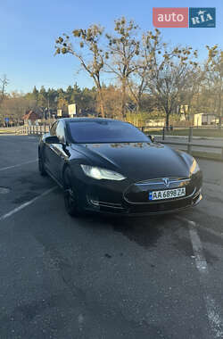Tesla Model S 2015 Tesla Model S 2015