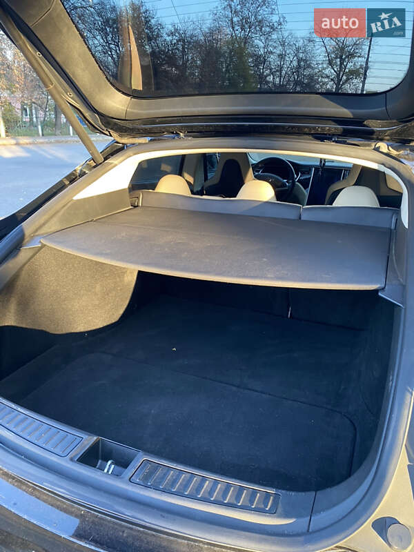 Лифтбек Tesla Model S 2014 в Кропивницком фото 7 Лифтбек Tesla Model S 2014 в Кропивницком