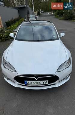Ліфтбек Tesla Model S 2014 в Вінниці