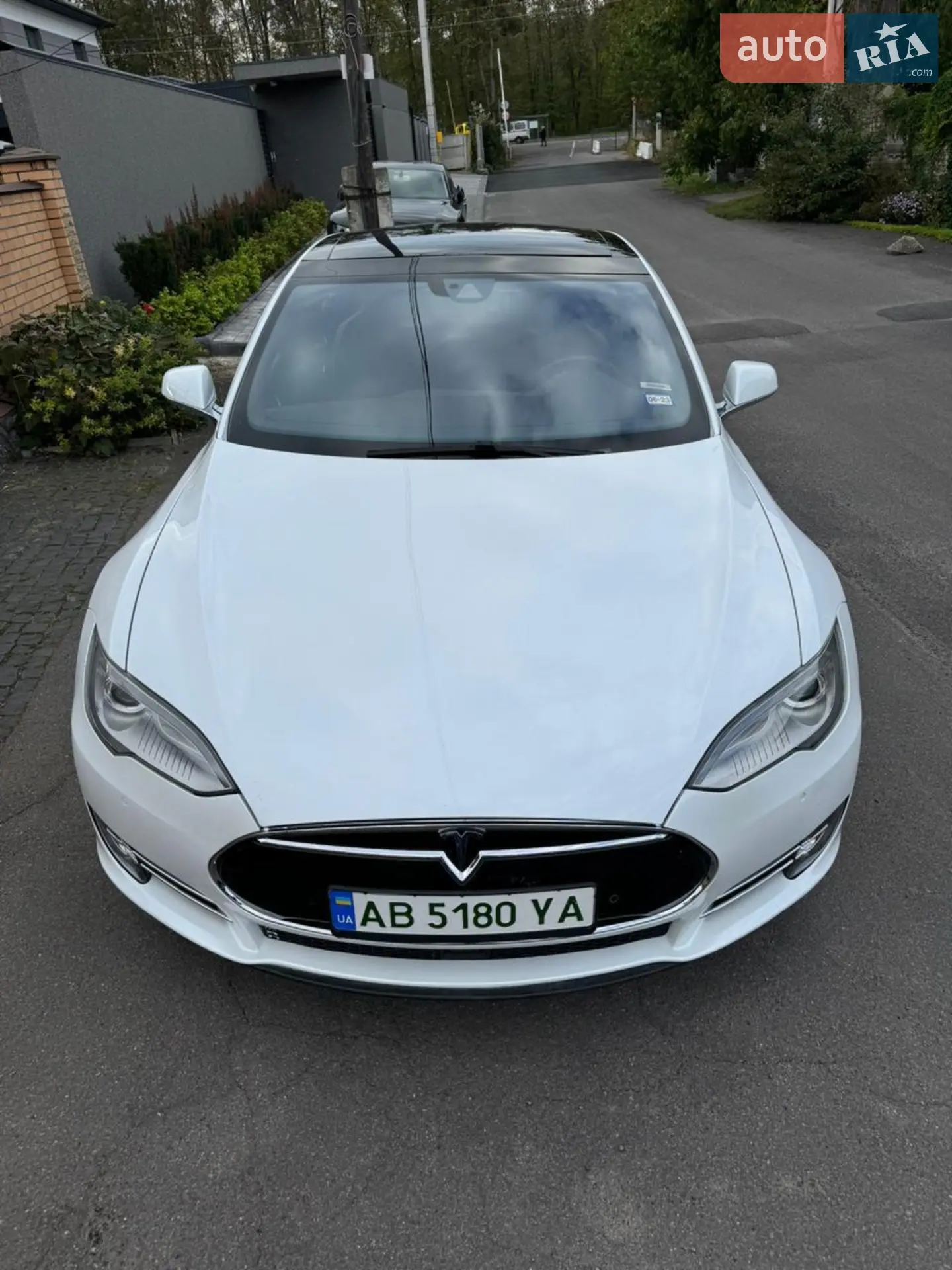 2014 Tesla Model S - мініатюра 12